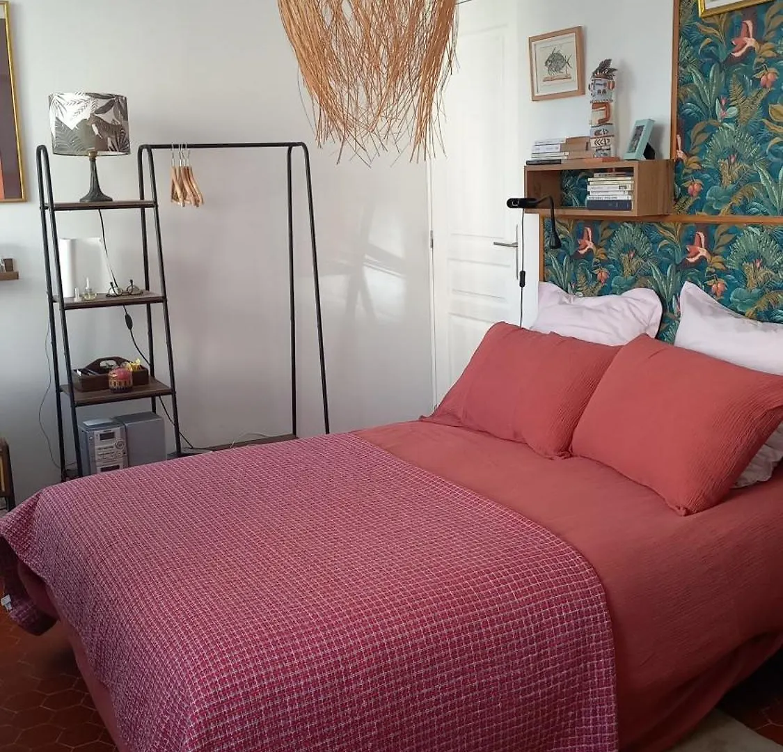 L'Ibrus Blue Bed and Breakfast Belvédère Bed & Breakfast