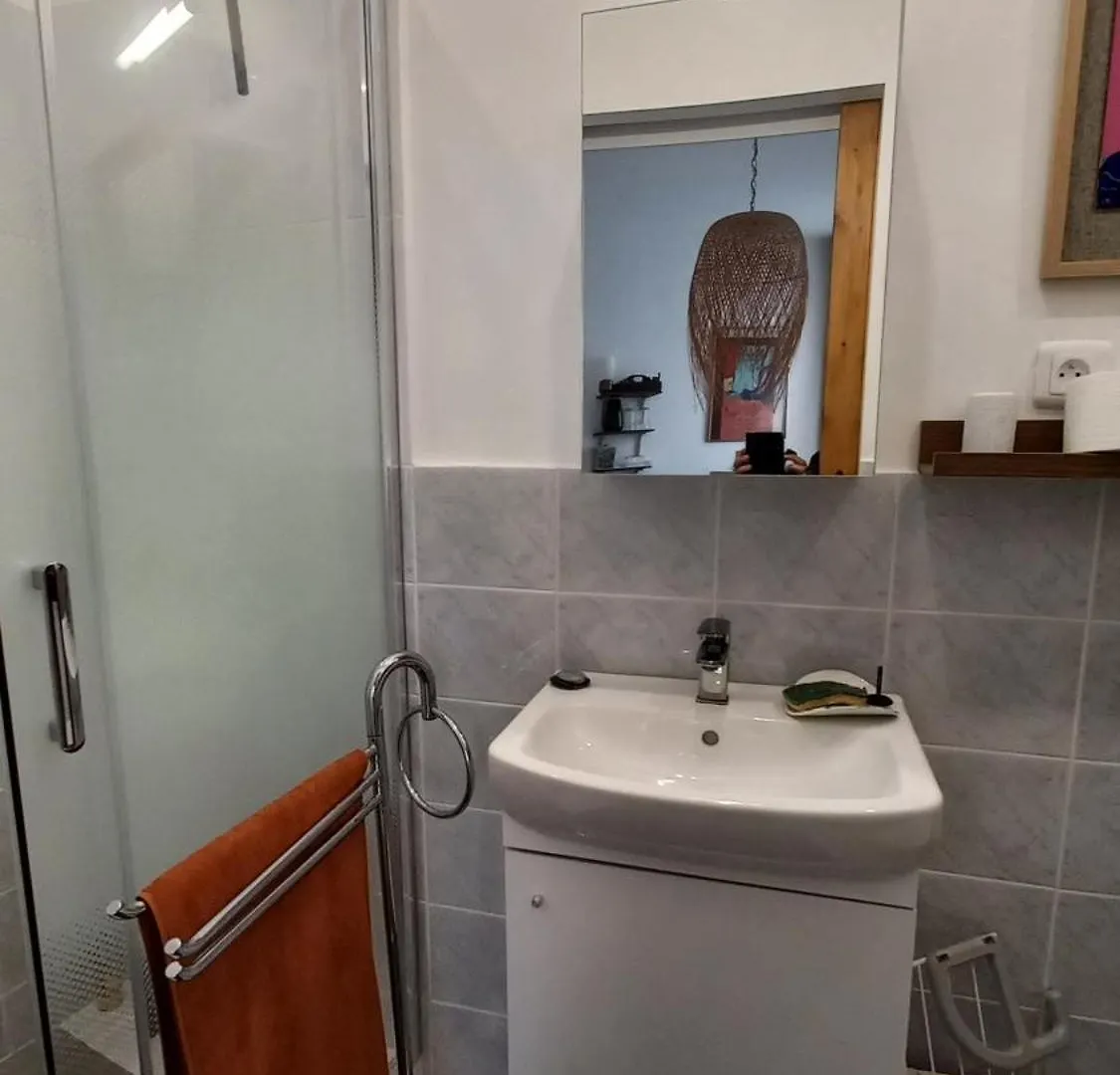 L'Ibrus Blue Bed & Breakfast Belvedere  Belvedere (Alpes-Maritimes)