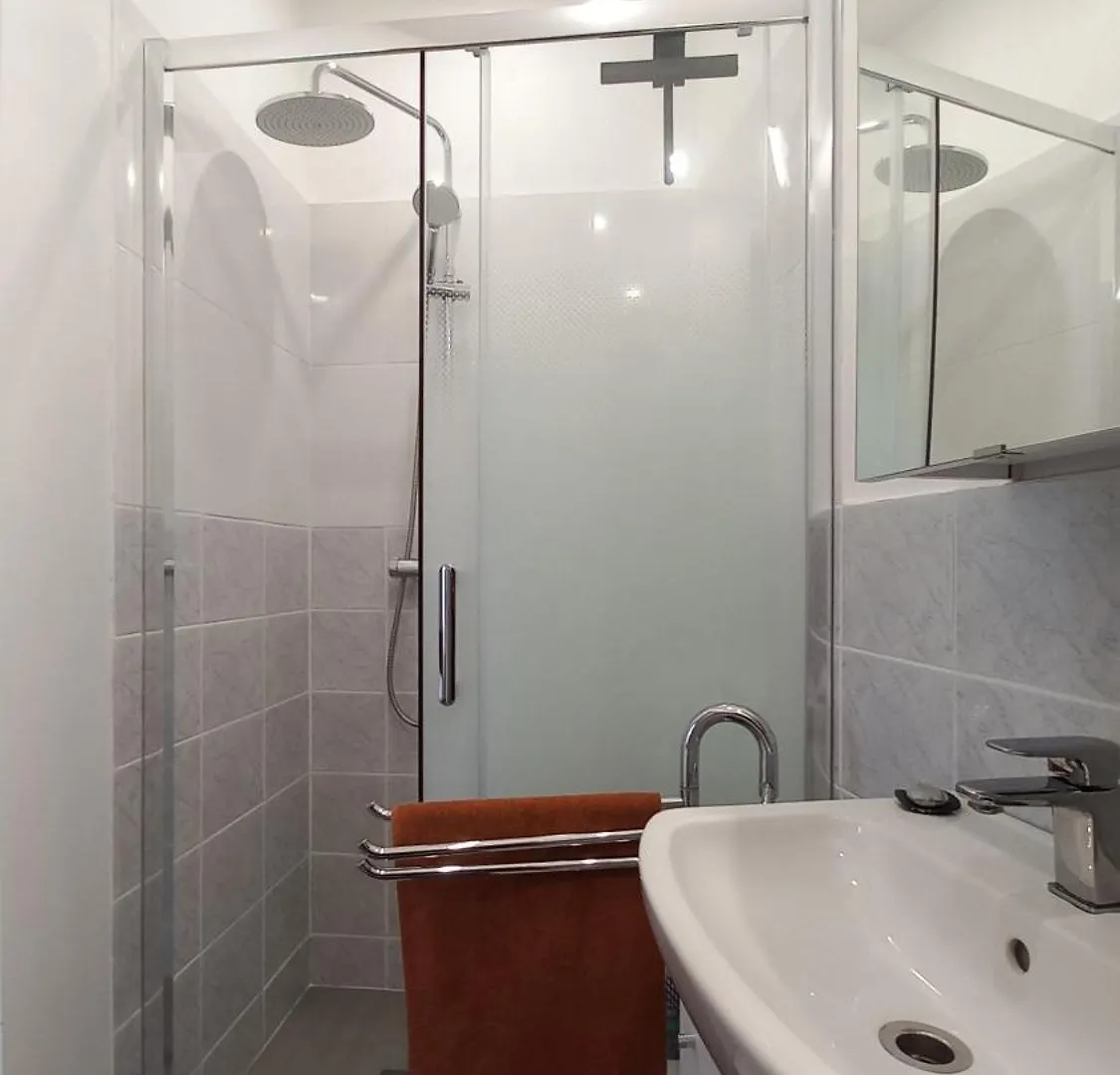 L'Ibrus Blue Bed & Breakfast Belvedere  France